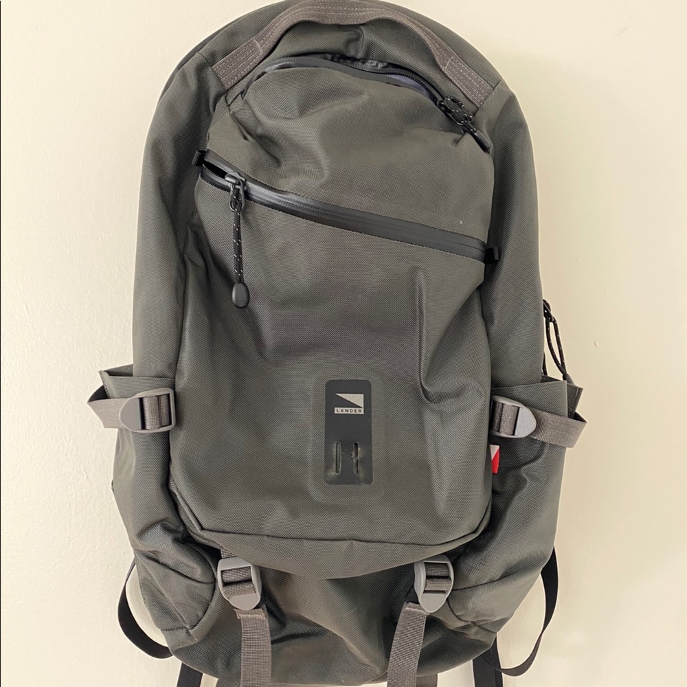 Lander - Commuter 25L Backpack
